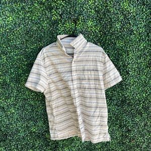 American Eagle button up